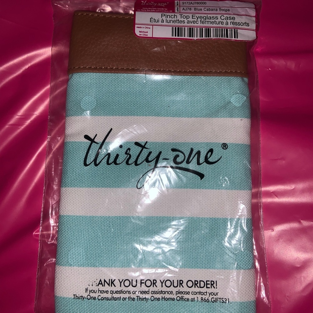 Pinch Top Eyeglass Case - New w/o tags